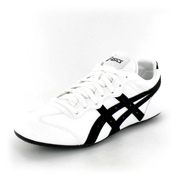 Asics Whizzer lo