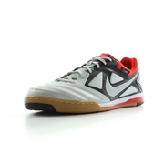 Nike Gato