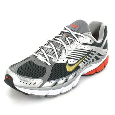 Nike Air zoom structure triax 11