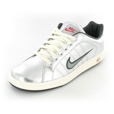Nike Court tradition 2