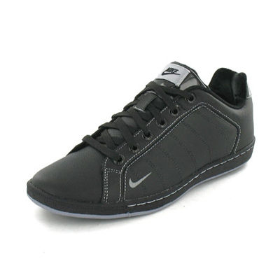 Nike Court tradition light