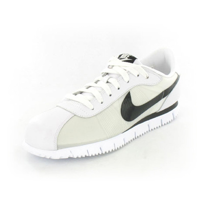 Nike Cortez fly motion