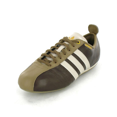 Adidas Low pro football
