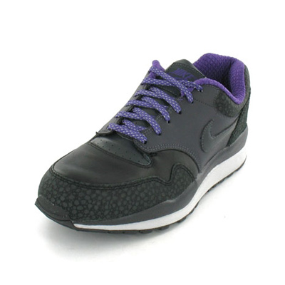 Nike Air Safari