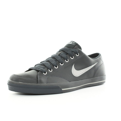Nike Capri