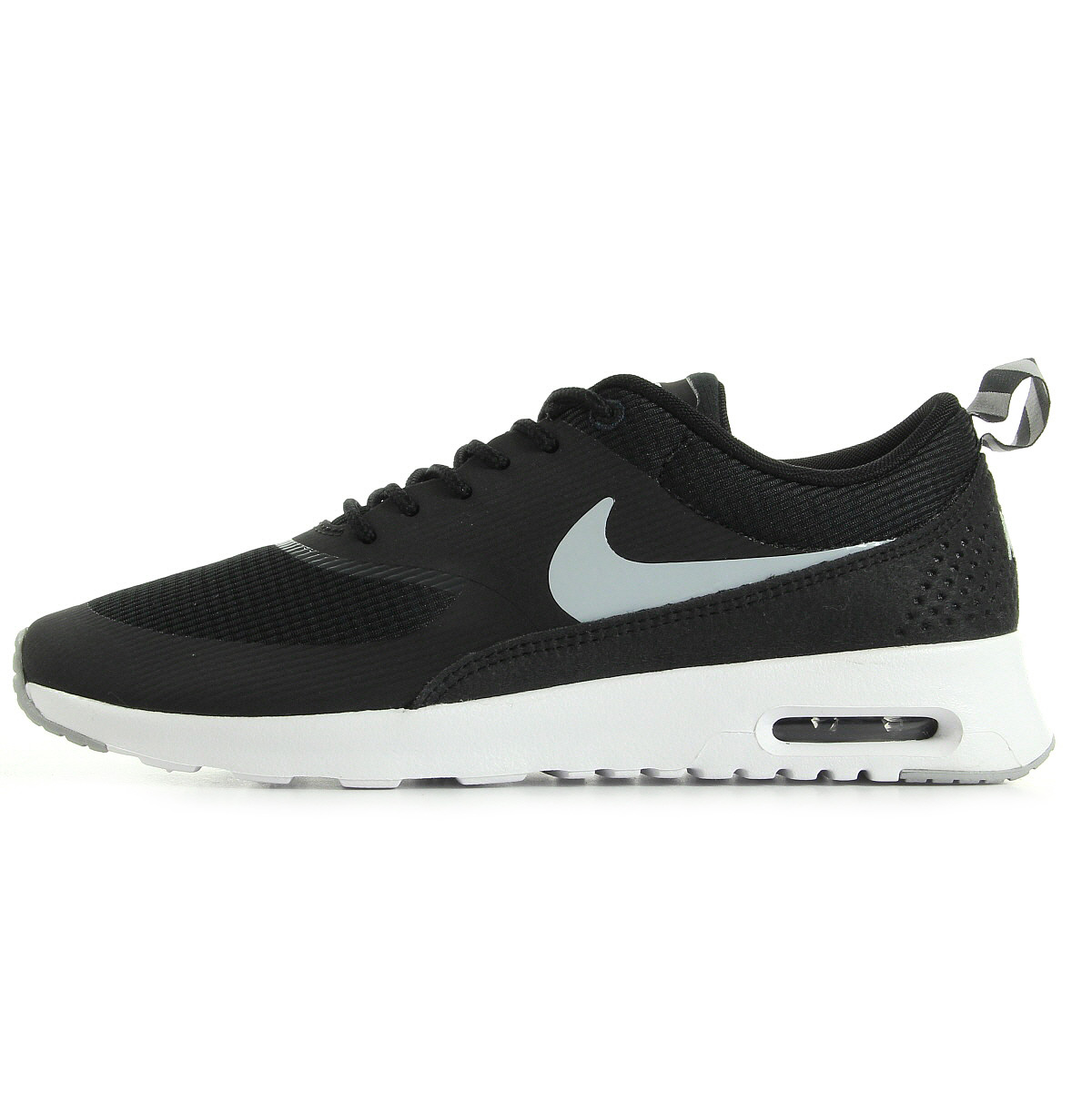 nike thea prix