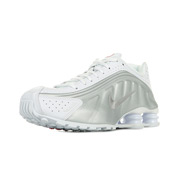Nike Shox R4