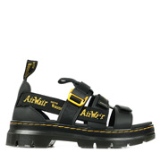 Dr. Martens Pearson II