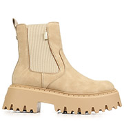 Buffalo Aspen Chelsea Vega