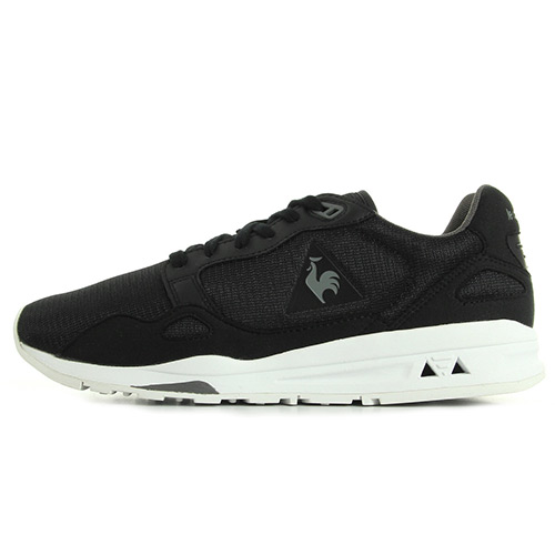 Le Coq Sportif LCS R 900