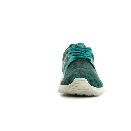 Nike Wmns RosheOne Kjcrd