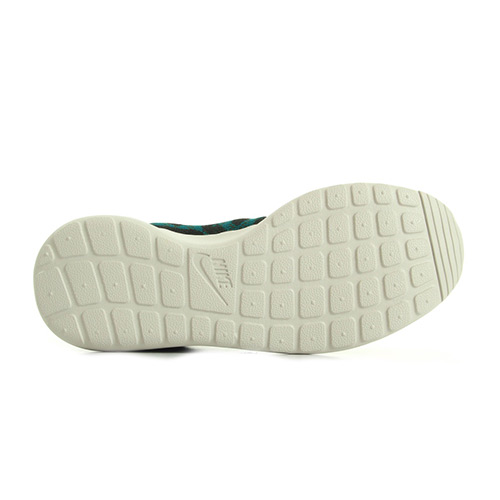 Nike Wmns RosheOne Kjcrd