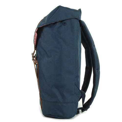 Herschel Retreat Navy