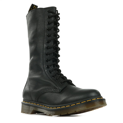 Dr. Martens 1B99 Black Virginia