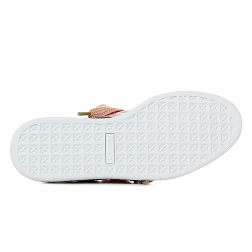 PUMA Basket Heart Patent W's