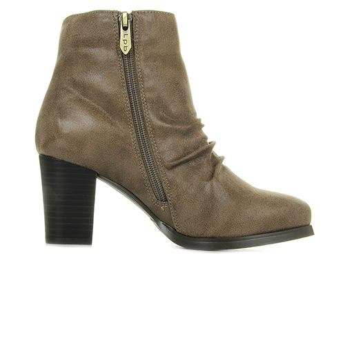 Les Petites Bombes 4 Claire