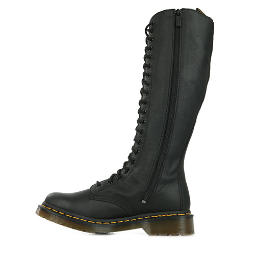 Dr. Martens 1B60 Black Virginia