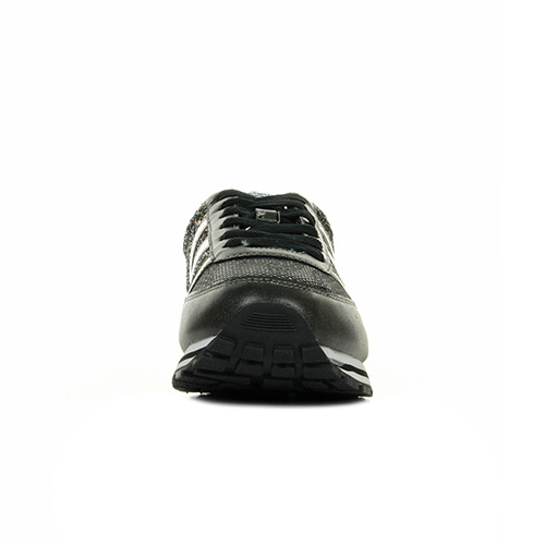 Victoria 141108NEGRO