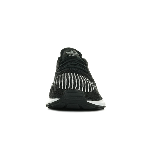 adidas Swift Run