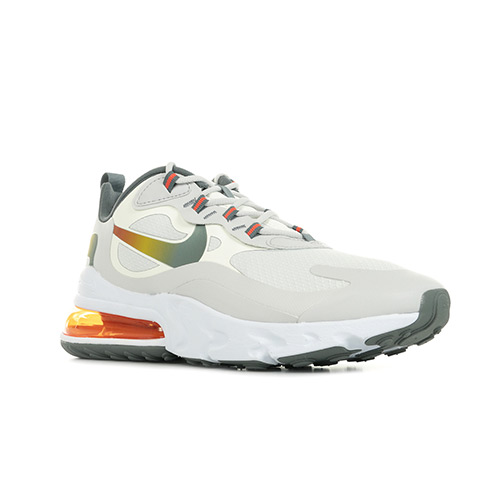 Nike Air Max 270 React SE