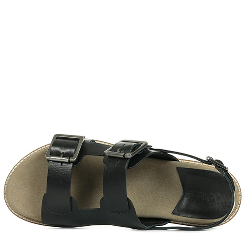 Kickers Manikka