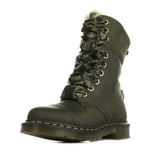 aimilita fur lined dr martens