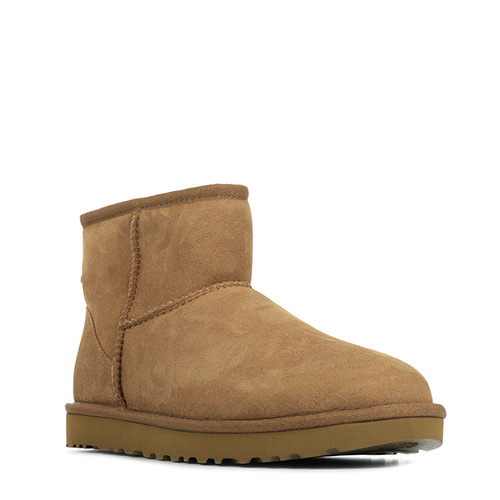 UGG Classic Mini II