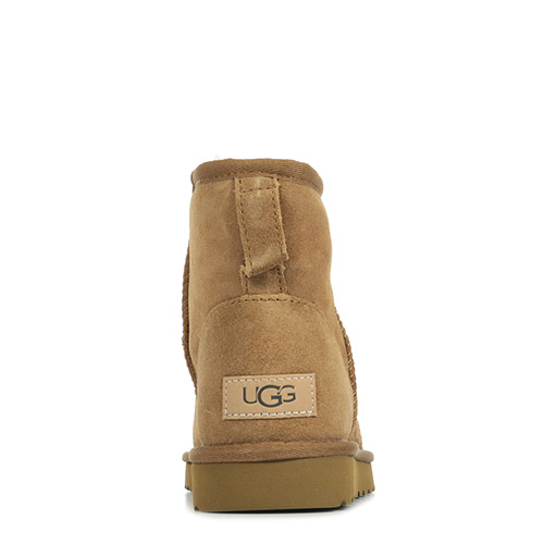 UGG Classic Mini II