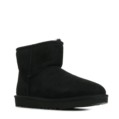 UGG Classic Mini II