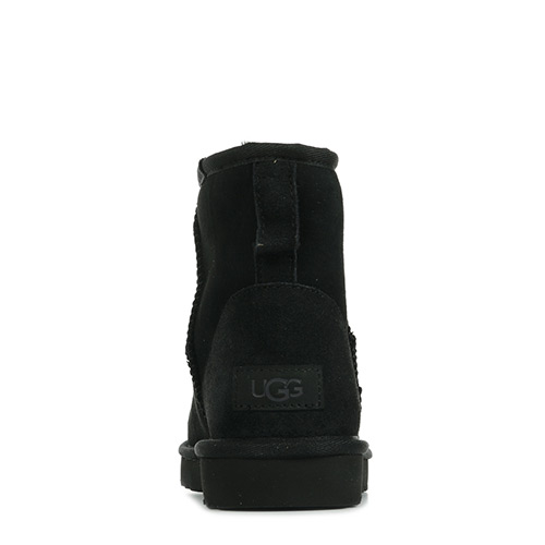 UGG Classic Mini II