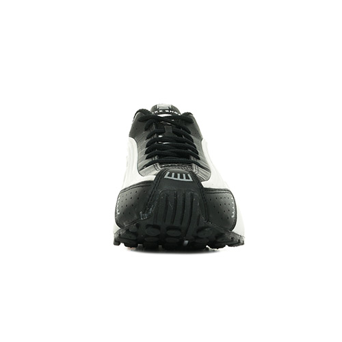 Nike Shox R4
