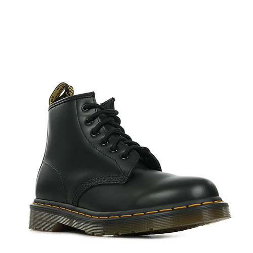 Dr. Martens 101 YS