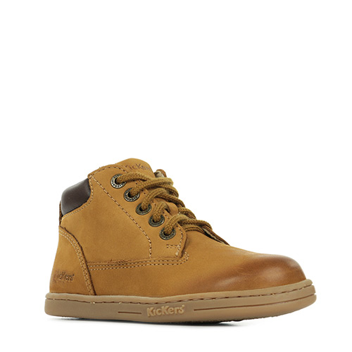 Kickers Tackland