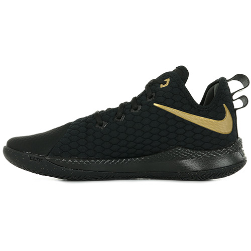 Nike Lebron Witness III