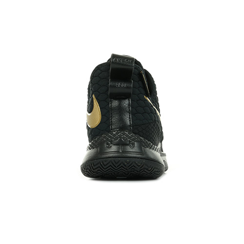 Nike Lebron Witness III
