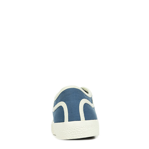 Kickers Arvell