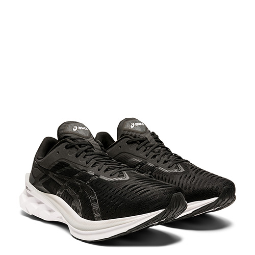 Asics Novablast