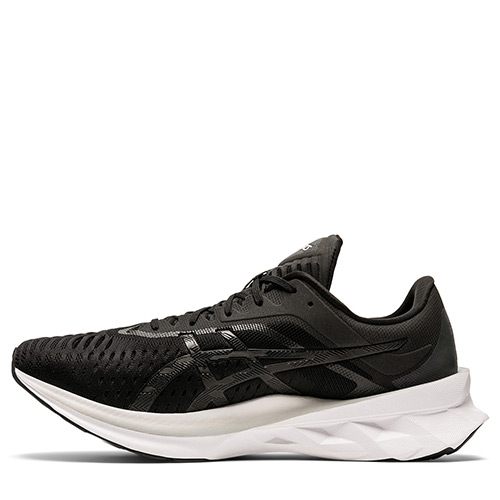Asics Novablast