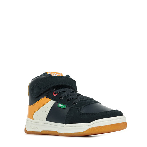 Kickers Kick Alien