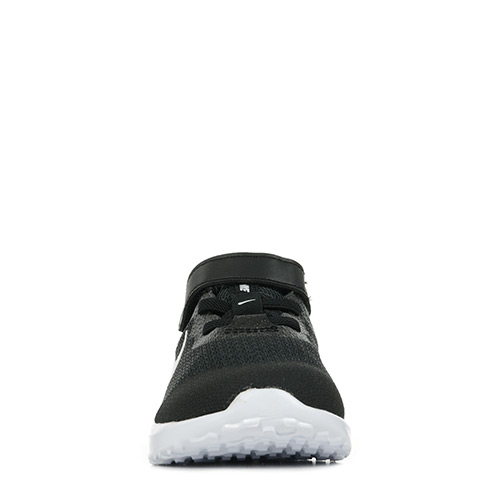 Nike Revolution 6 NN