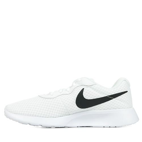 Nike Tanjun