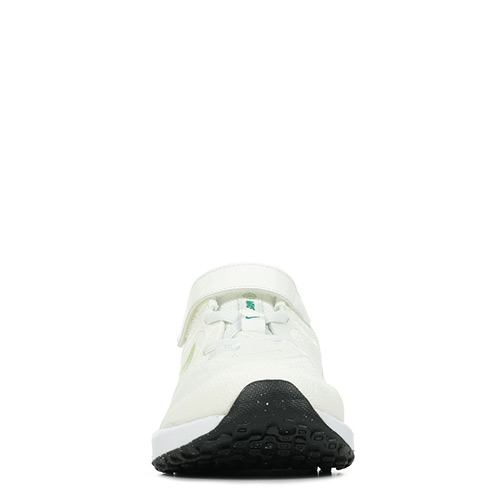 Nike Revolution 6