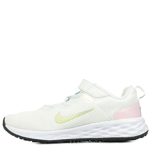 Nike Revolution 6