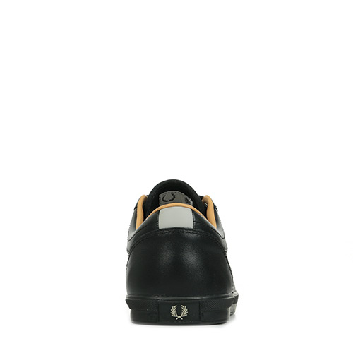 Fred Perry Baseline Leather