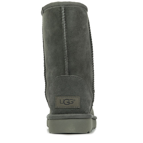 UGG Classic Short II
