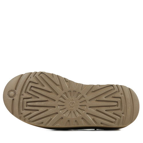 UGG Neumel Platform Chelsea