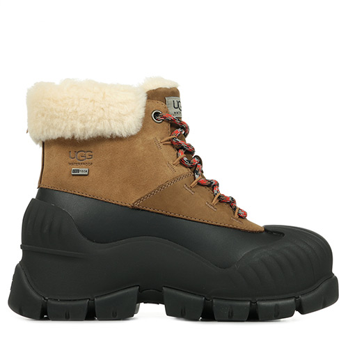 Adiroam Hiker