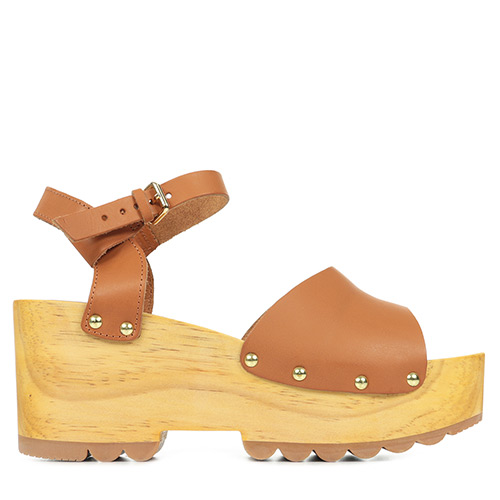 Kick Wedge Wise