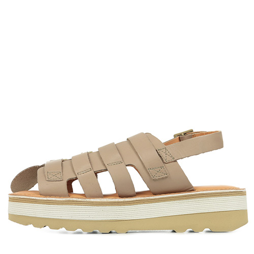 Kickers Kick High Sunny