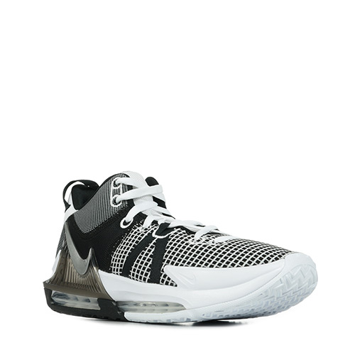 Nike Lebron Witness Vll